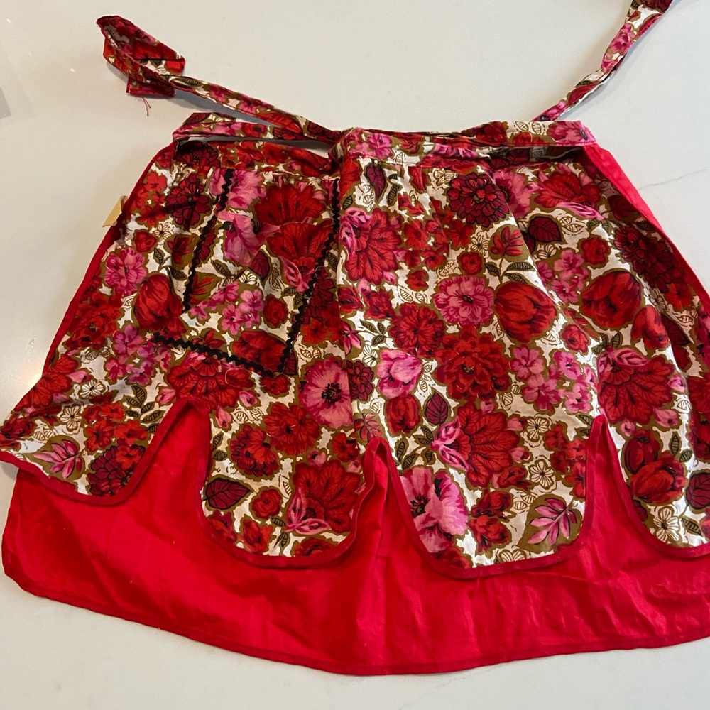 Vintage reversible apron